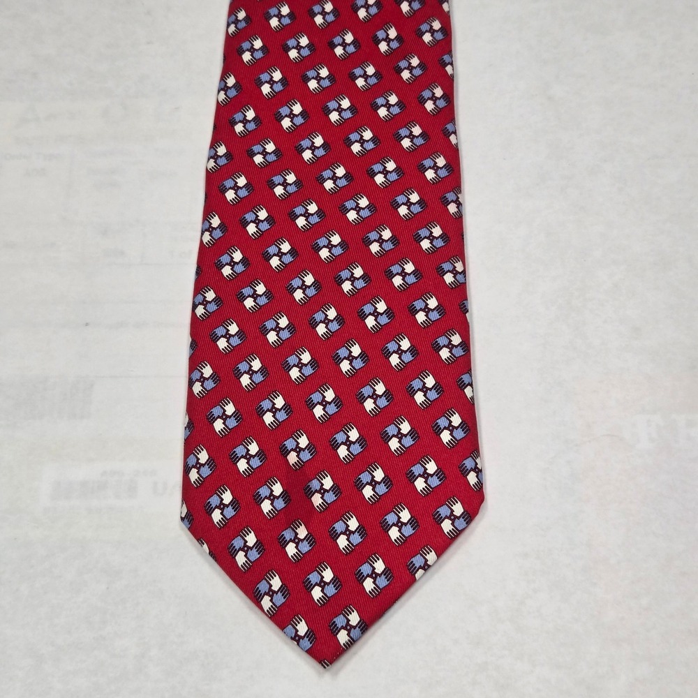 Vineyard Vines Mens Red Interlocking Hands Silk Tie Custom Collection USA Made
